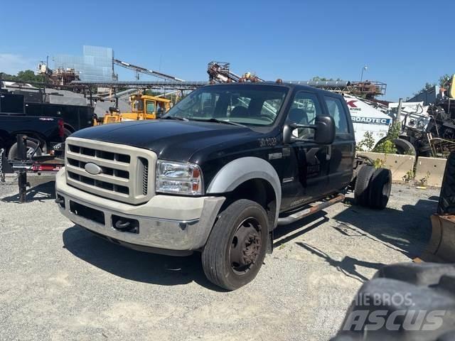 Ford F-450 Kabinler