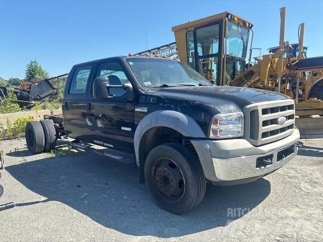 Ford F-450 Kabinler