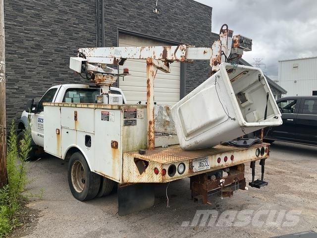 Ford F-450 Araç üstü platformlar
