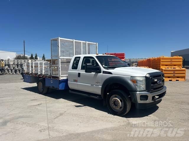 Ford F-450 Flatbed kamyonlar