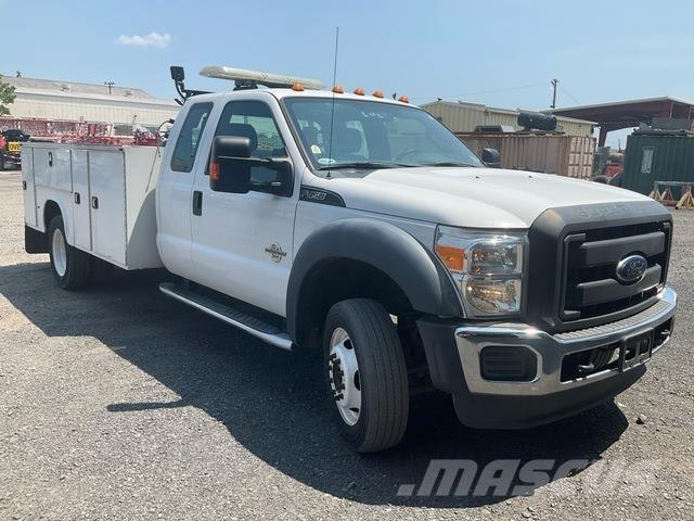 Ford F-450 Pikaplar