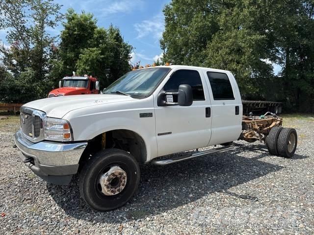 Ford F-450 Kabinler
