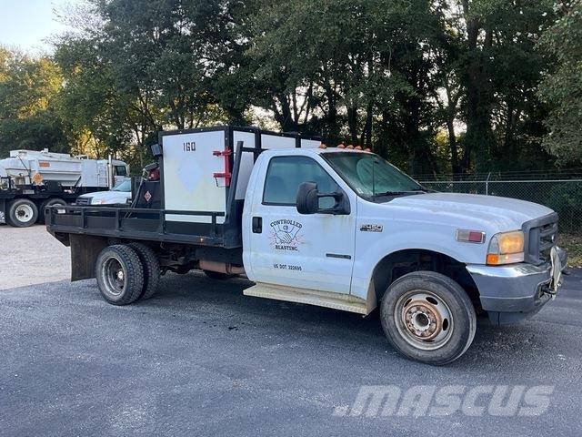 Ford F-450 Diger
