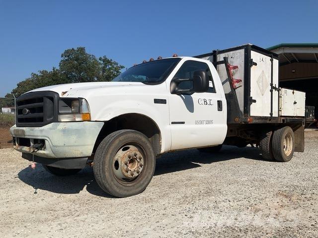 Ford F-450 Diger