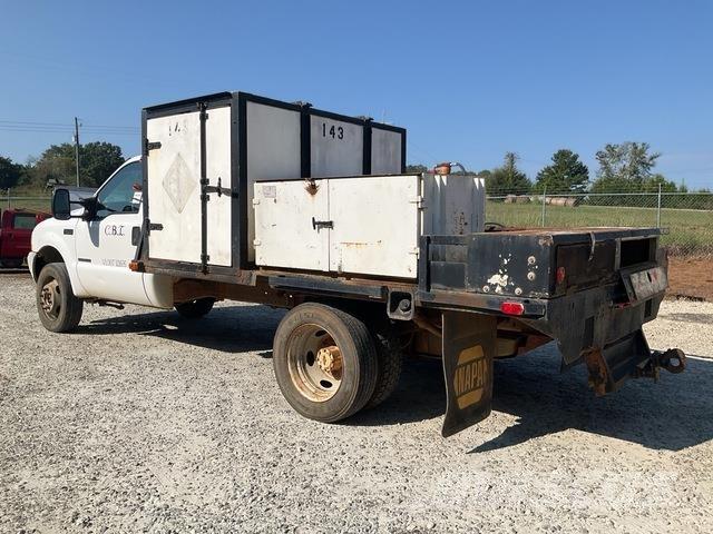 Ford F-450 Diger