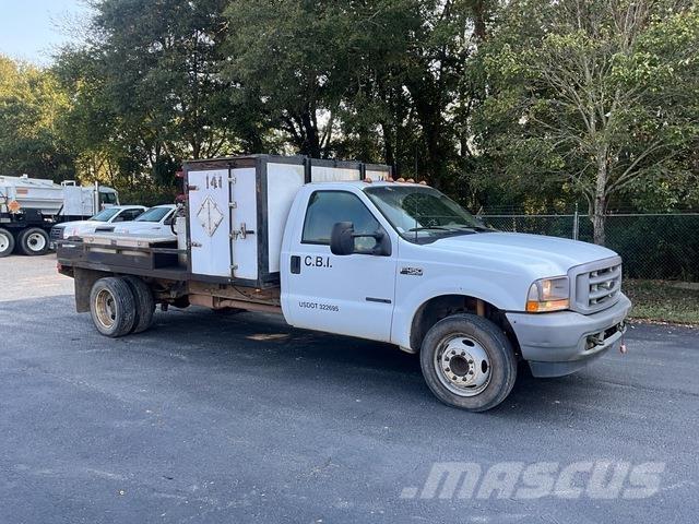 Ford F-450 Diger