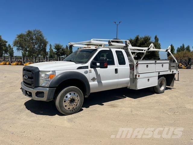 Ford F-450 Flatbed kamyonlar