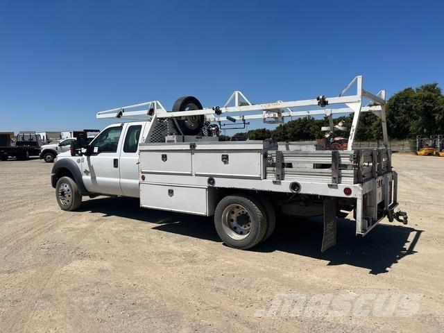 Ford F-450 Flatbed kamyonlar