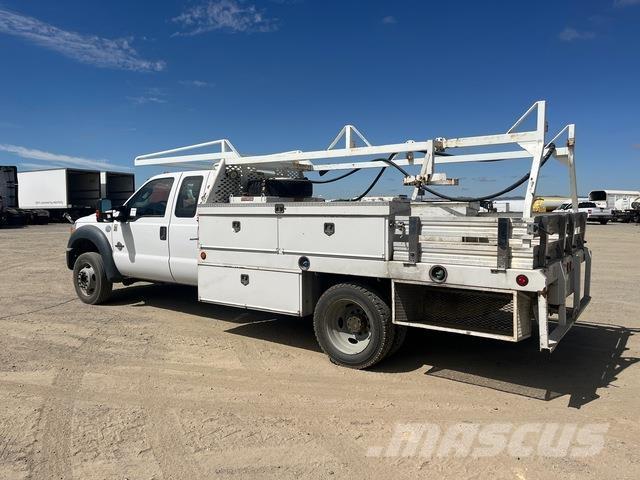 Ford F-450 Flatbed kamyonlar