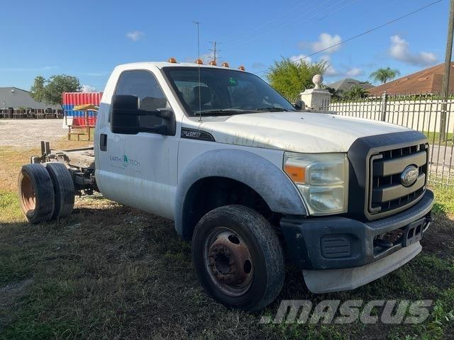 Ford F-450 XL Kabinler