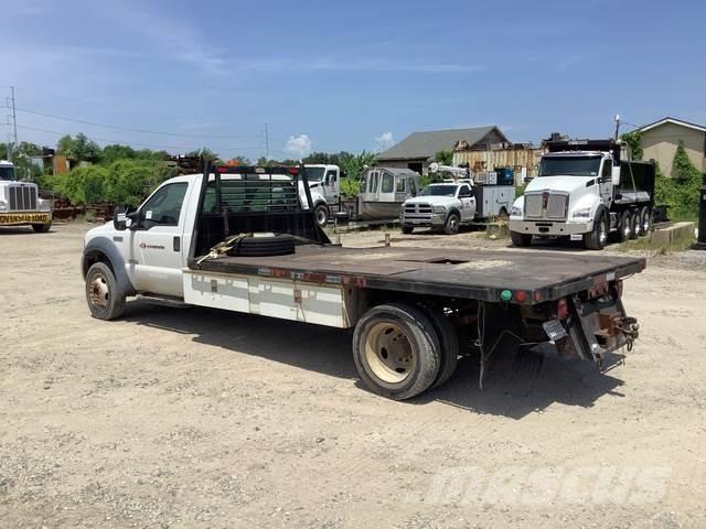 Ford F-550 Flatbed kamyonlar