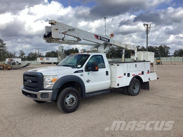 Ford F-550 Araç üstü platformlar
