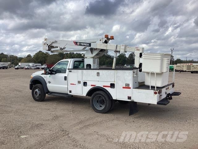 Ford F-550 Araç üstü platformlar
