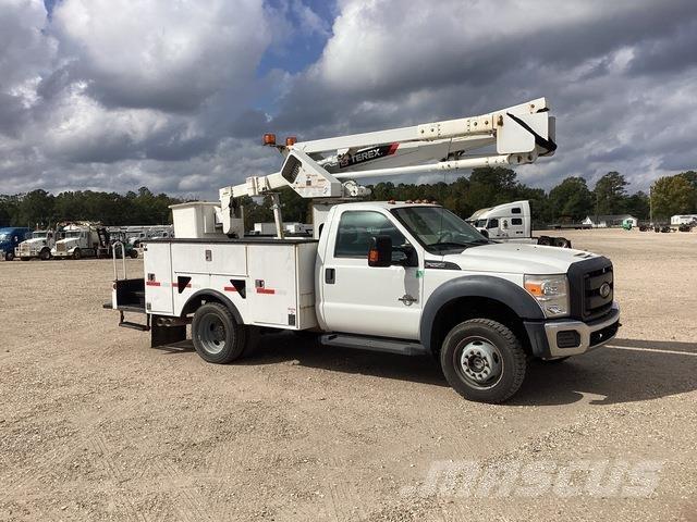 Ford F-550 Araç üstü platformlar