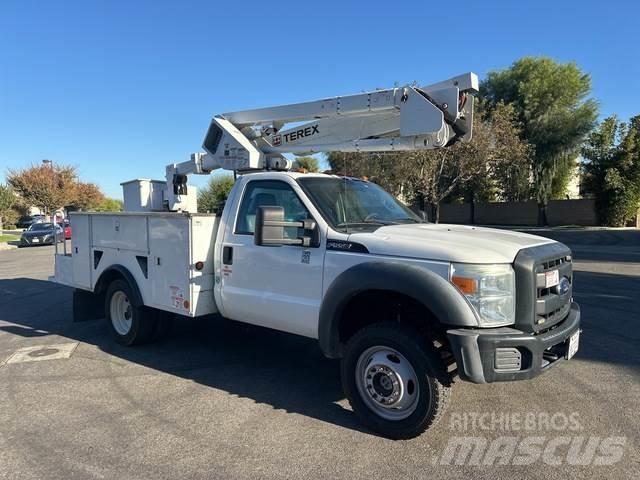 Ford F-550 Araç üstü platformlar