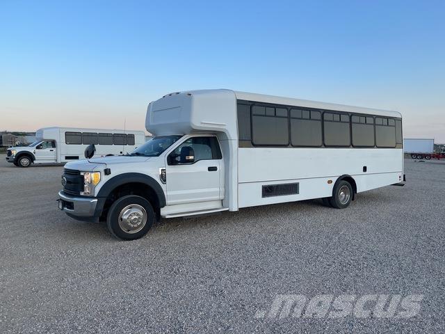 Ford F-550 Diger