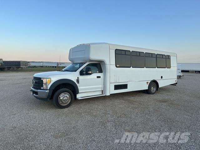 Ford F-550 Diger