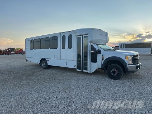 Ford F-550 Diger