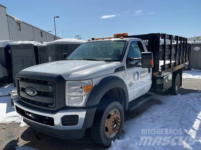 Ford F-550 Flatbed kamyonlar
