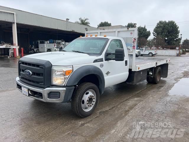 Ford F-550 Flatbed kamyonlar