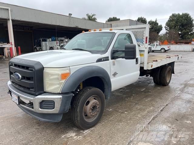 Ford F-550 Flatbed kamyonlar
