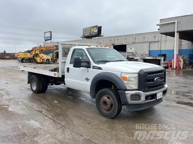 Ford F-550 Flatbed kamyonlar