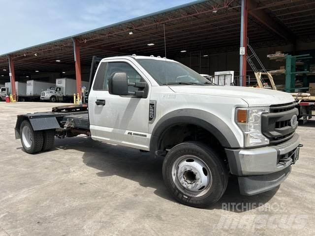 Ford F-550 Diger