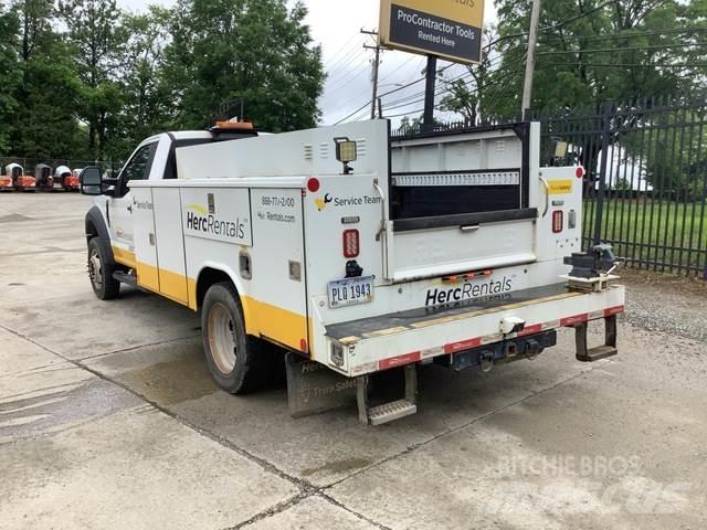 Ford F-550 Belediye / genel amaçli araçlar
