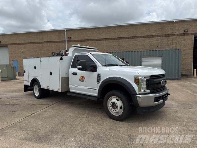 Ford F-550 Belediye / genel amaçli araçlar