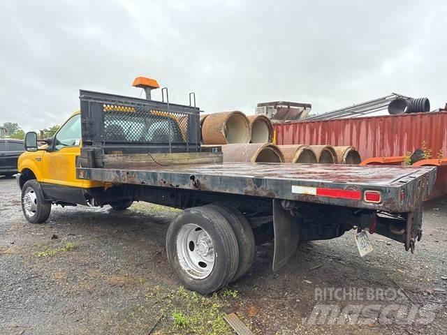 Ford F-550 Flatbed kamyonlar