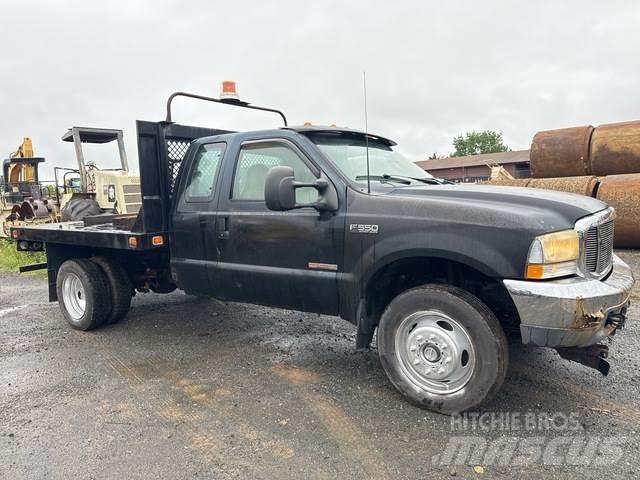 Ford F-550 Flatbed kamyonlar