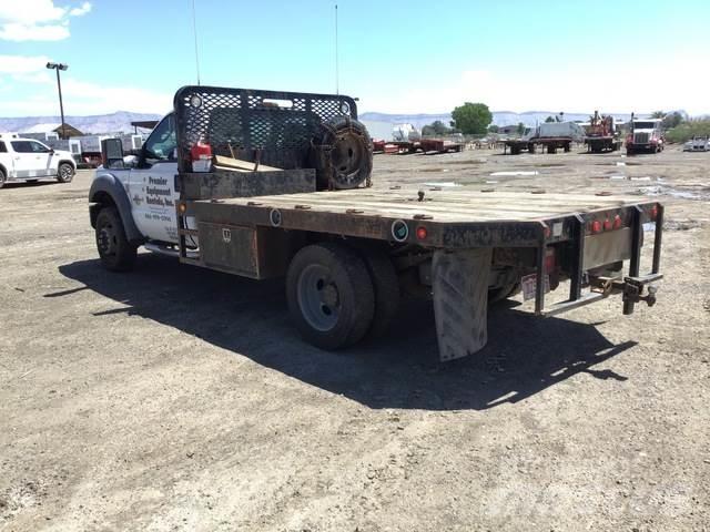 Ford F-550 Flatbed kamyonlar