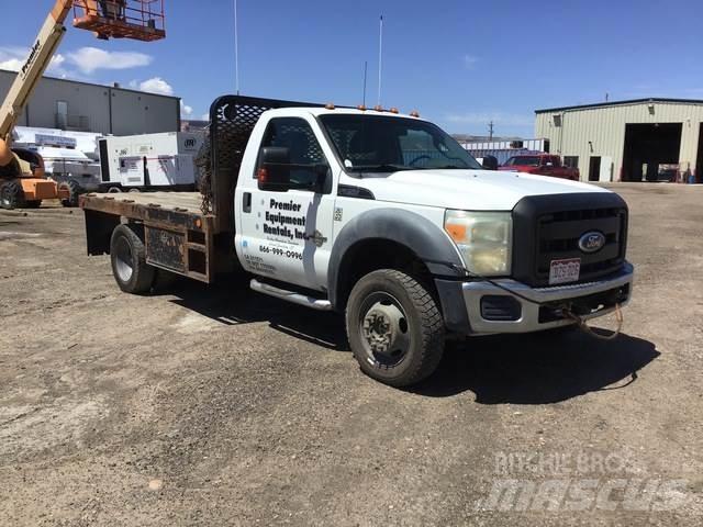 Ford F-550 Flatbed kamyonlar