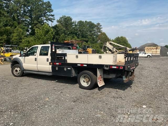 Ford F-550 Flatbed kamyonlar