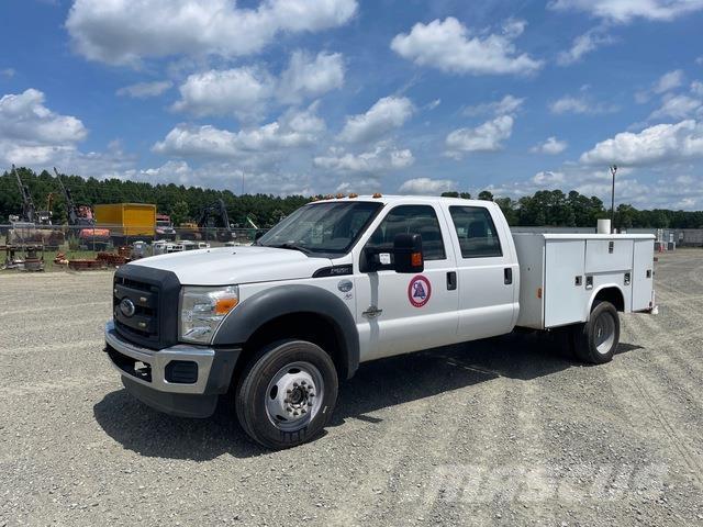Ford F-550 Pikaplar