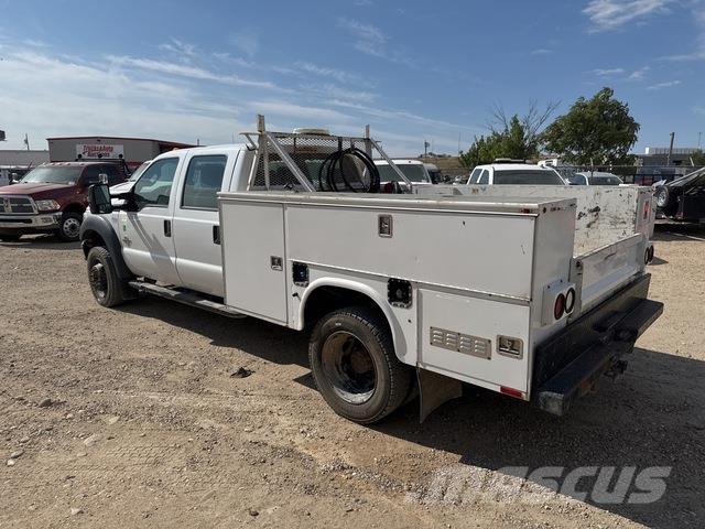 Ford F-550 Pikaplar