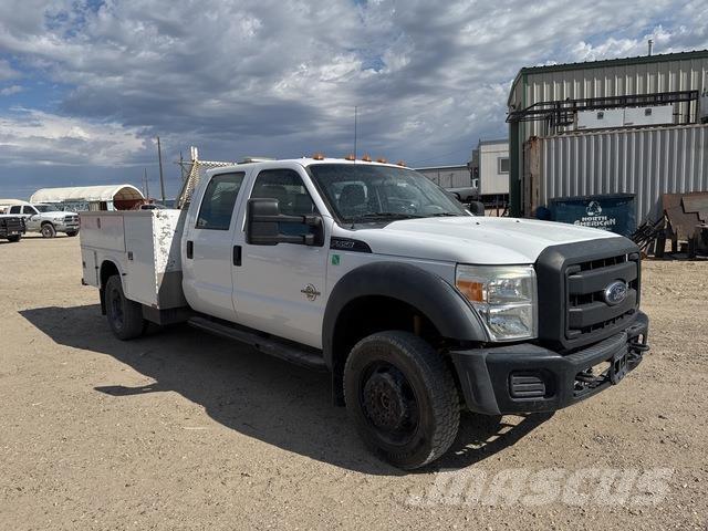 Ford F-550 Pikaplar