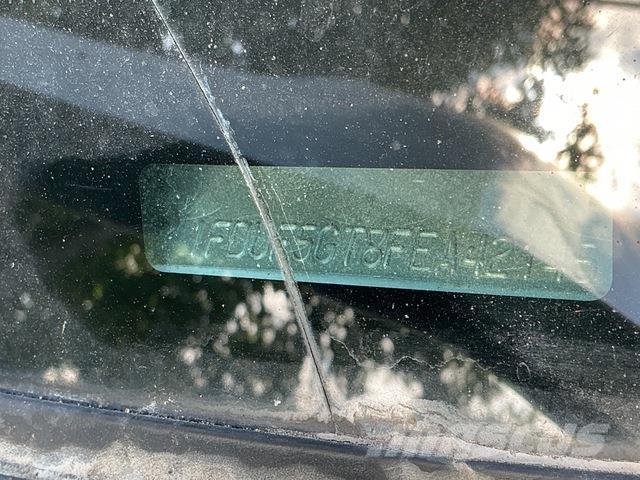 Ford F-550 Flatbed kamyonlar