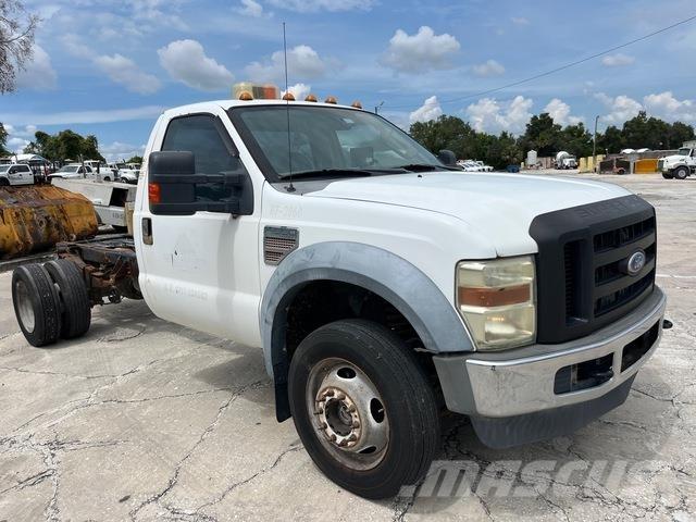 Ford F-550 Kabinler
