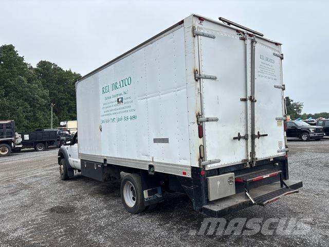 Ford F-550 Kapali kasa kamyonlar
