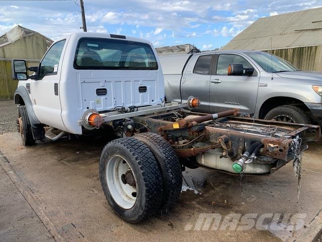 Ford F-550 Kabinler