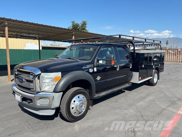 Ford F-550 Pikaplar