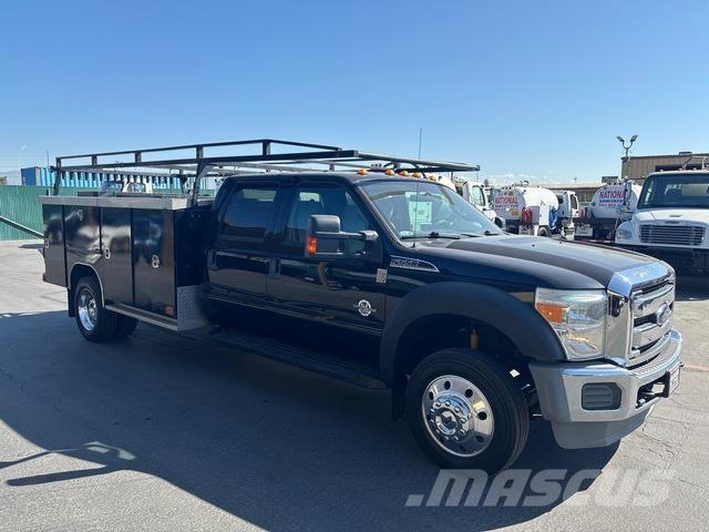Ford F-550 Pikaplar