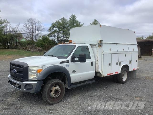 Ford F-550 Pikaplar