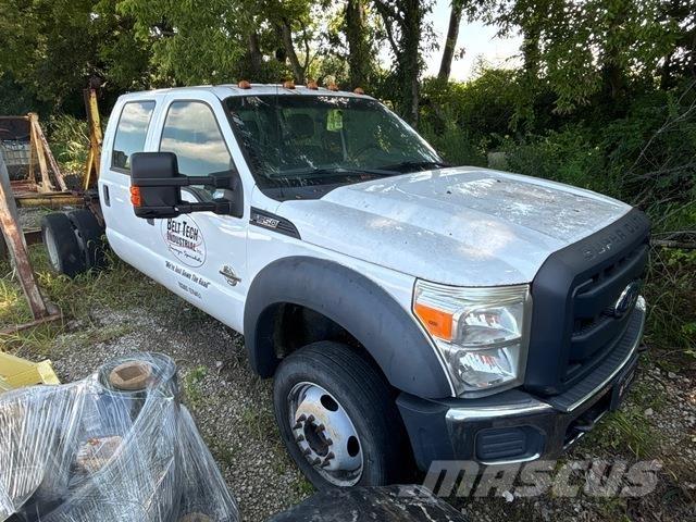 Ford F-550 XL Kabinler