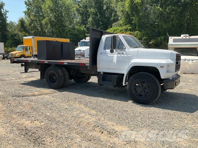 Ford F-600 Flatbed kamyonlar