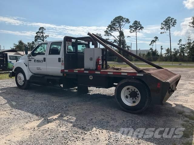 Ford F-650 Diger