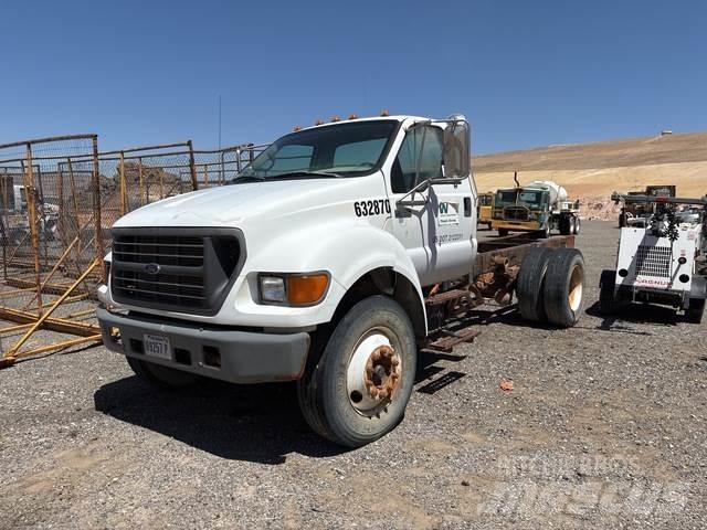 Ford F-650 Kabinler