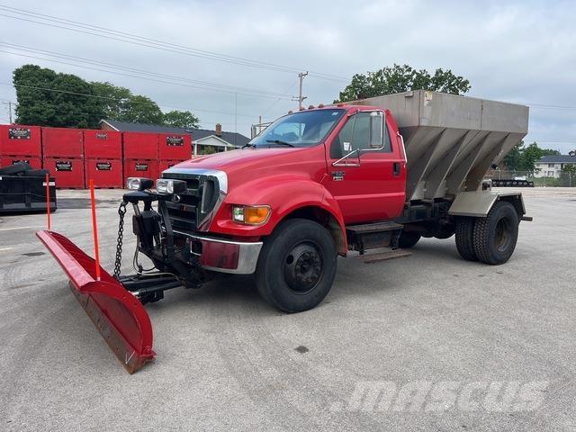 Ford F-650 Kar küreme biçaklari