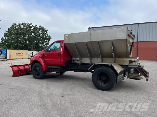 Ford F-650 Kar küreme biçaklari